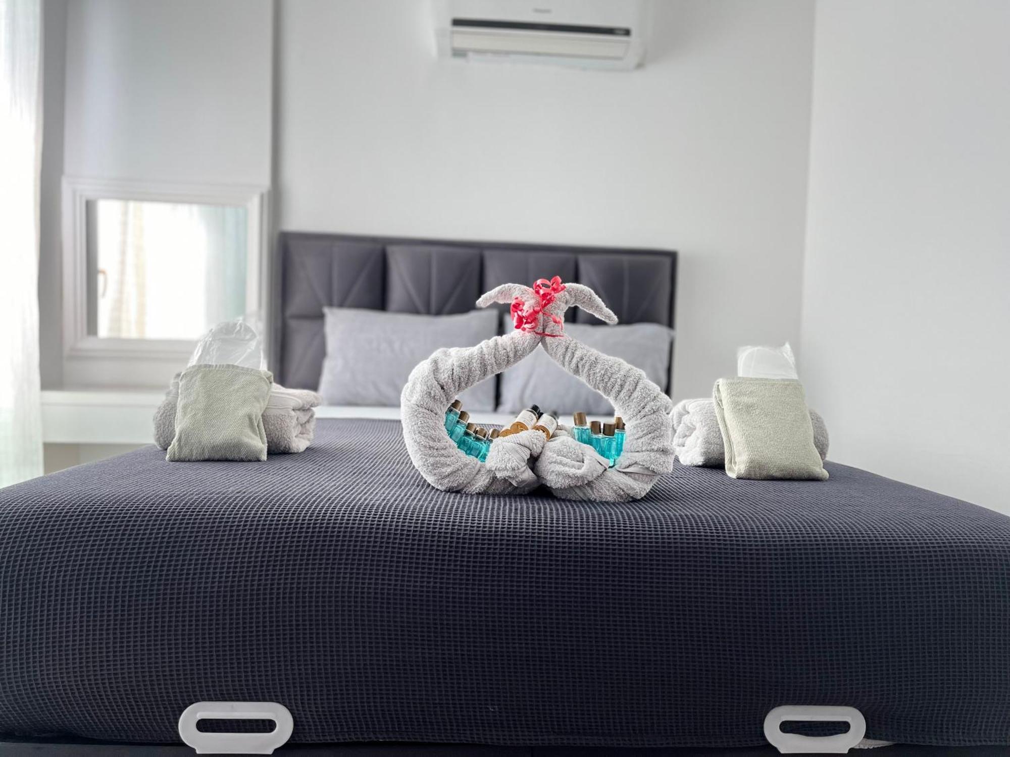 Gardenya Lara Suit Hotel Antalya Exterior foto